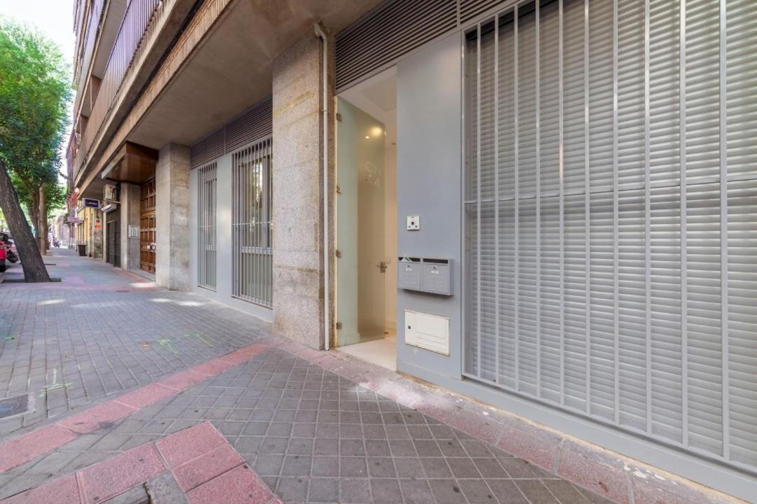 Apartment 2 Bedrooms 2 Bathrooms Furnished - Delicias - Modern- Mintystay Madrid